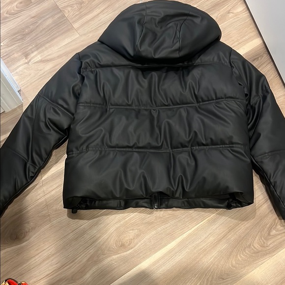 Zara Jacket Water and Wind Protection Short Quilted Black Puffer Coat with Hood - Picture 9 of 11